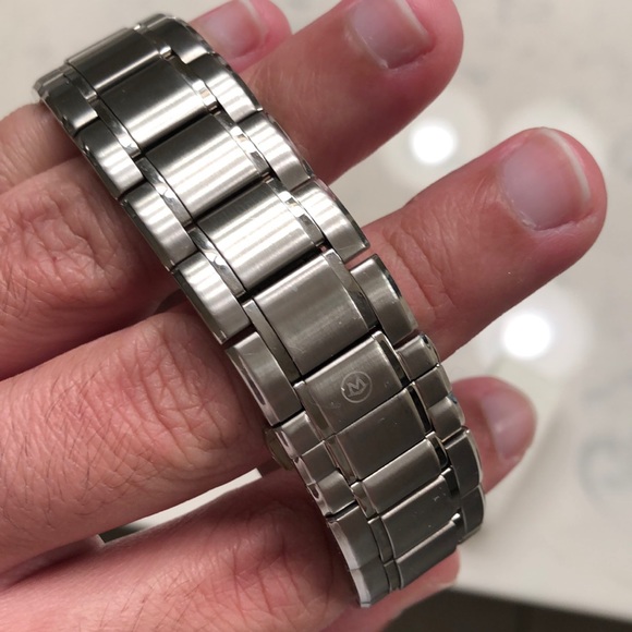 Movado silver watch - Picture 3 of 9